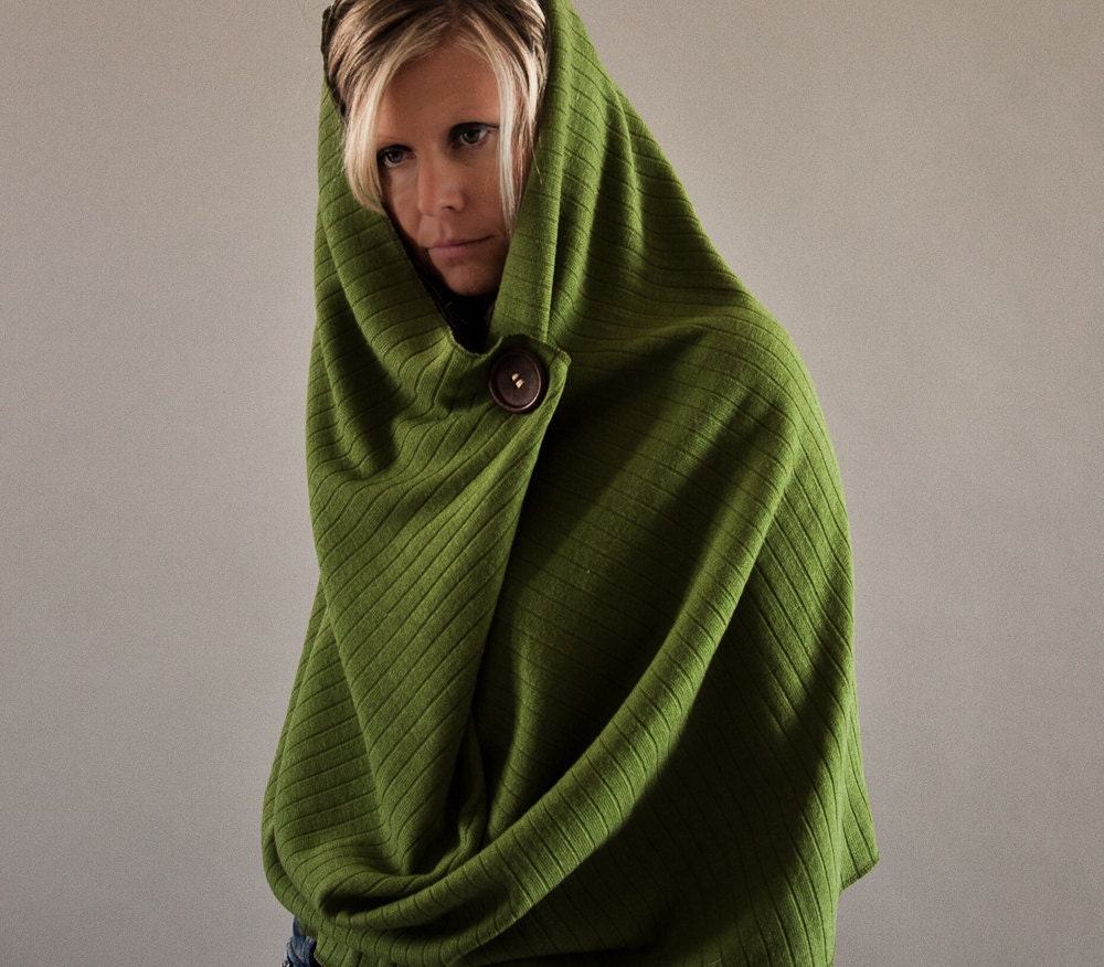Chunky Green Infinity Scarf-Oversized Snood-Eternity Circle Scarf-Warm Winter Wrap-Chunky Cowl Scarf-Wrap Skirt-Shrug Scarf by MoonHalo