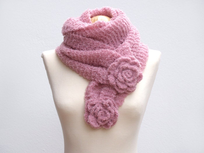 Pink crochet scarf with two roses