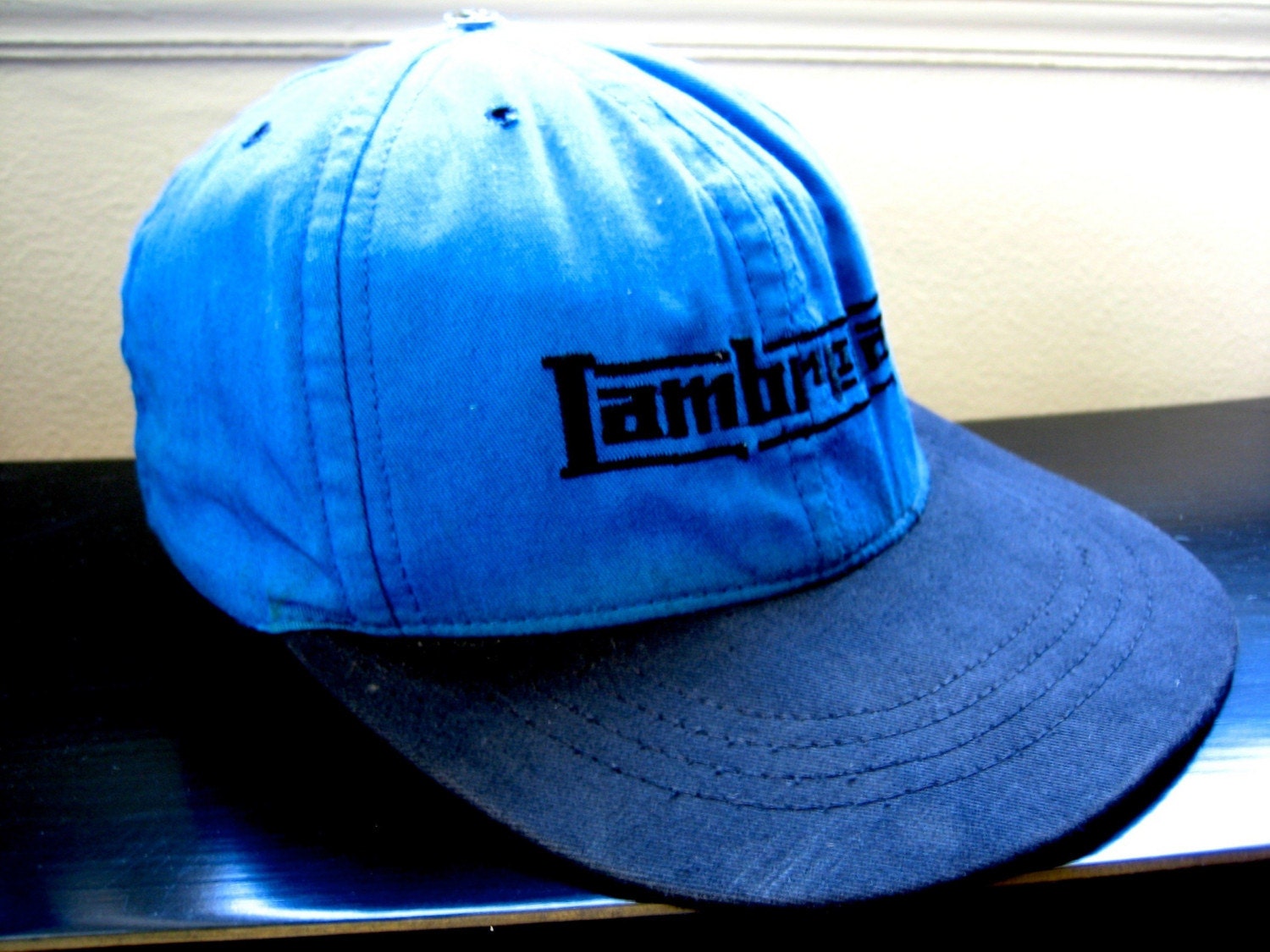 VINTAGE LAMBRETTA BASEBALL CAP, EMBROIDERED LOGO, Lambretta Scooter, Italian Scooter, Blue and Black, Adjustable Size, Men's Vintage Clothing, Accessories