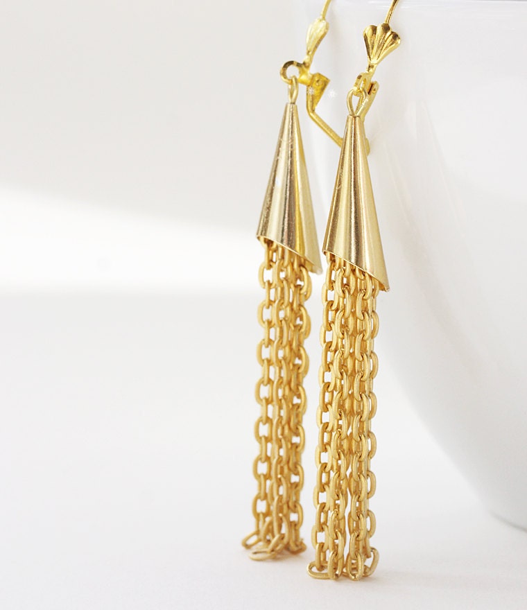 Gold chainmaille earrings by violasboutique on Etsy