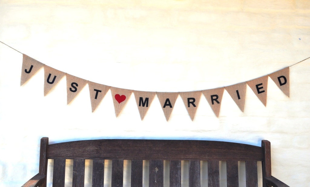 JUST MARRIED Hessian Wedding Celebration Party Banner Bunting Decoration