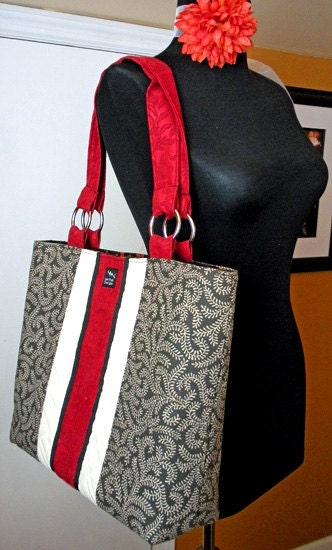 SALE READY 2 SHIP Black Red Vines 2 in 1 Convertible Diaper Hobo Bag Purse Shopper Weekeender Tote Bag Handbag