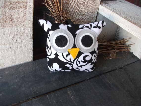 Owl Baby Shower Decoration/ Damask Owl Pillow / Ornament / Birthday Party /black white  /Mini Itty Bitty / jp pinkdaisy original Owl Pillow