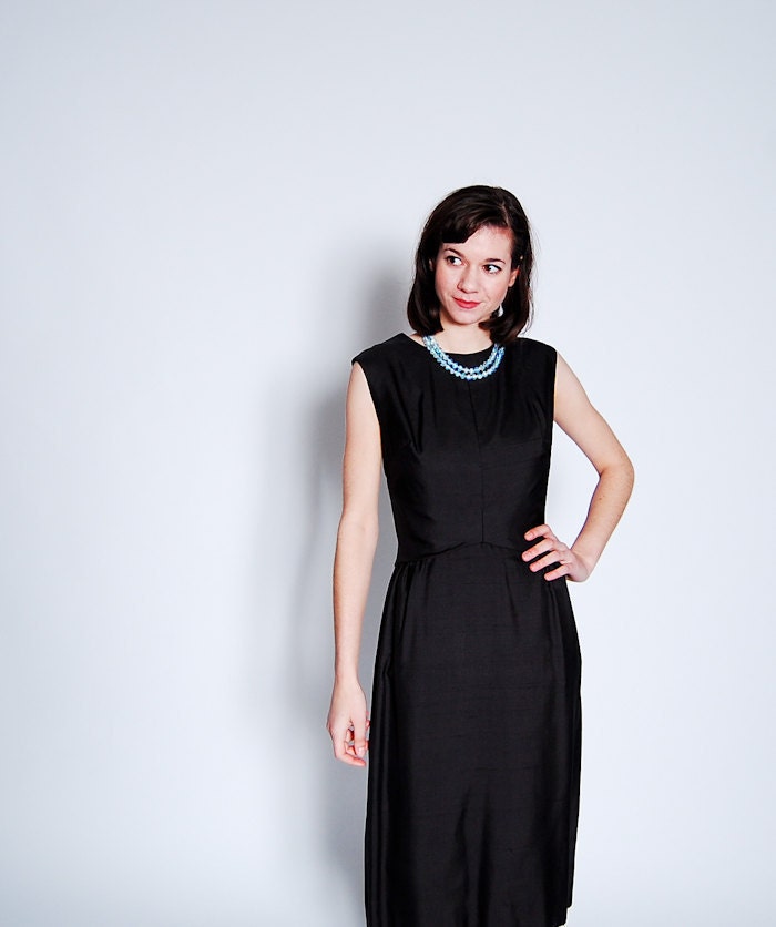Vintage 1960s Cocktail Dress - 60s Little Black Dress - Dramatic Keyhole Back