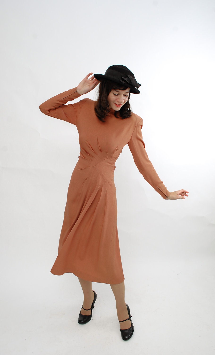 Vintage 1930s Dress - 30s Rayon Dress - Spanish Tile with a Sunburst Pleat