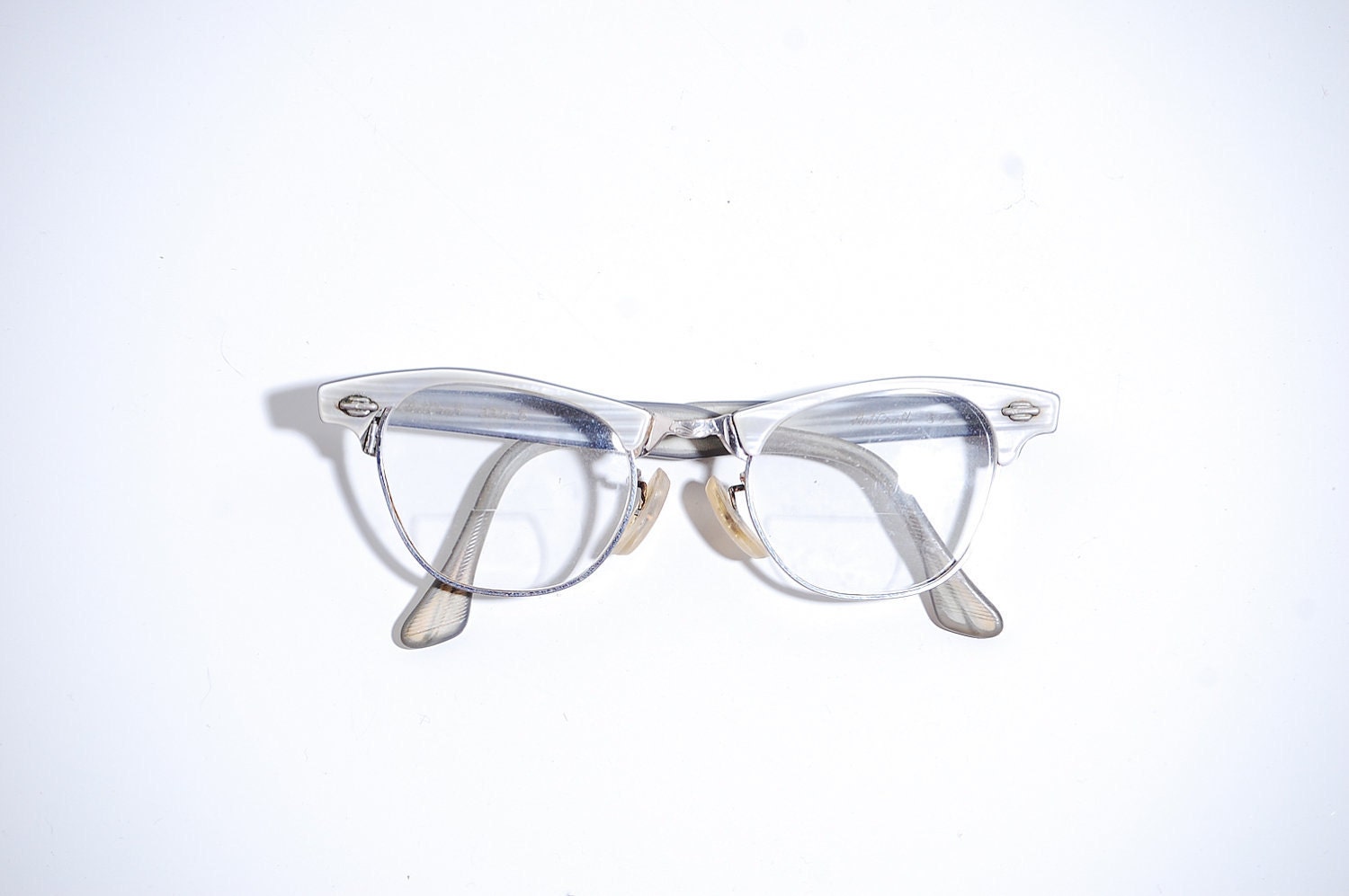 Vintage 1950s Eyeglasses - 50s Cats Eye Glasses - Gray Pearl
