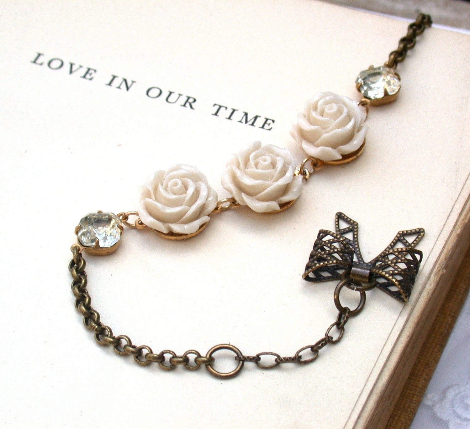 A Vintage Romantic Glass Clear Crystal Rhinestone And Creamy Roses Bracelet