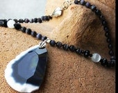 on Vacation / Huge Stone. Black and White Faceted Agate Pendant. B&W Cats Eye Necklace.  Swarovski Crystal. Modern Edgy Fashion tagt