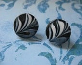 Eighties Black and White Swirl Pierced Earrings