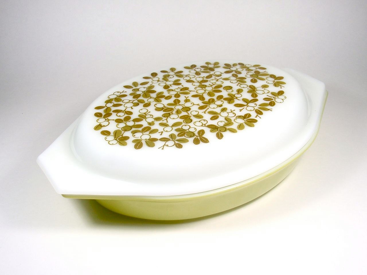 1970s Divided Pyrex Casserole