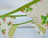 Bunting banner -Rose buds - Perfect for weddings, parties & baby showers Over 11 ft long (excl. ties) with 12 large flags READY TO SHIP Il_170x135