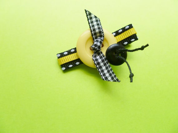 Button My Bee.... Boutique Hair Bow...Original Design by Moll Bell Designs...Honey Bee...Bee Button..Bee Hair Bow