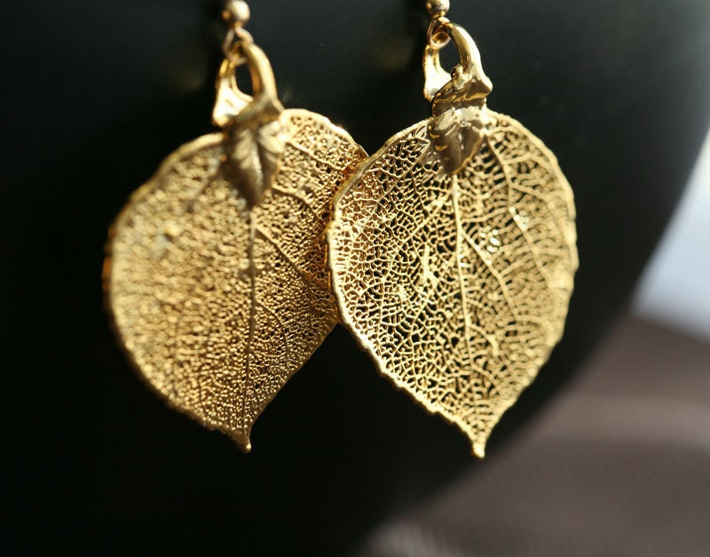 Baby aspen leaf earrings,24k gold,mothers gift,birthday,bridesmaid gifts,fall winter wedding,autumn,bridal jewelry