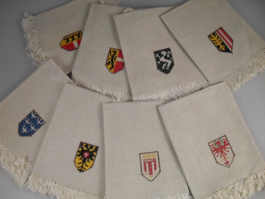 8 vintage linen napkins - 8 different coat of arms - Austrian Shields