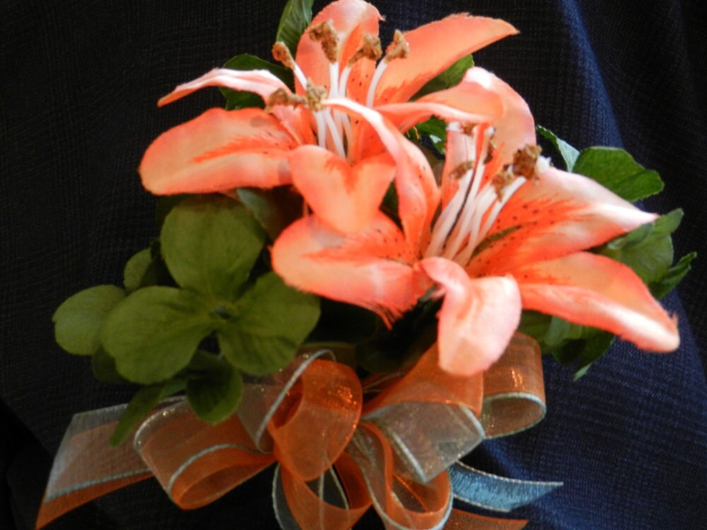 tiger lily corsage