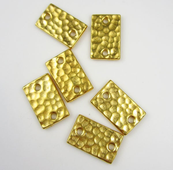 20 Gold Tierracast Rectangle Hammertone Links