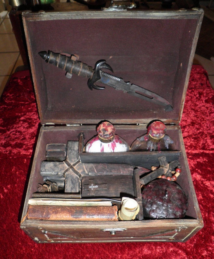 Vampire Killing Kit by CRYSTOBAL Slayer Buffy Twilight True Blood