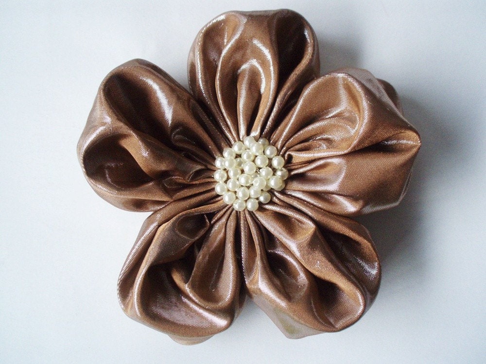 Taupe Vinyl Like Fabric Flower Appliques Embellishments(3 pcs)