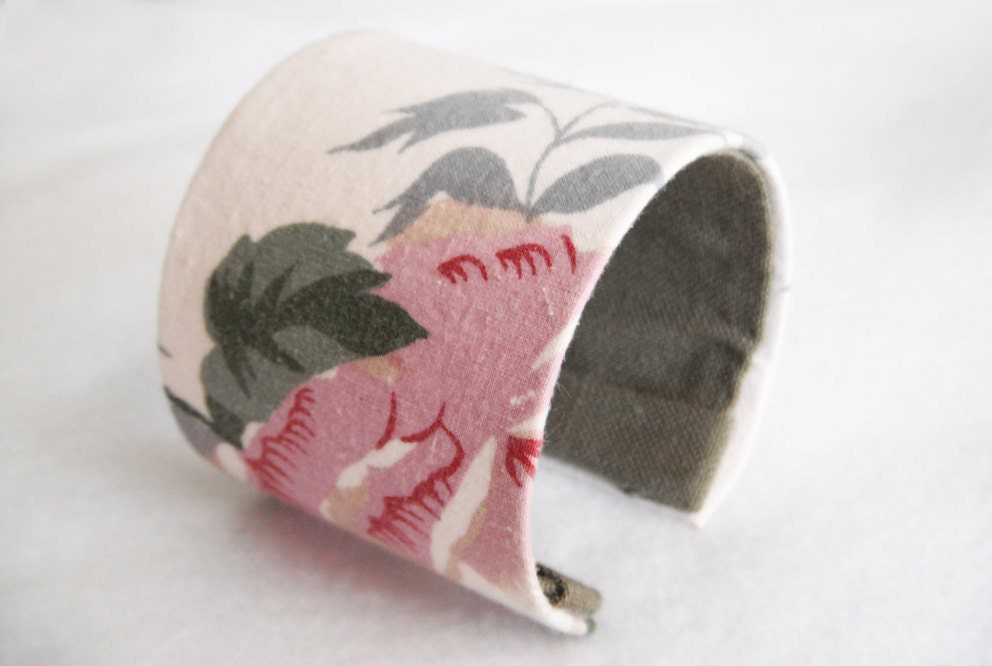 On SALE---- 50 plus 20 % off Was 18usd now only 5.40usd -----Shabby Chic - Floral print CUFF / Bracelet