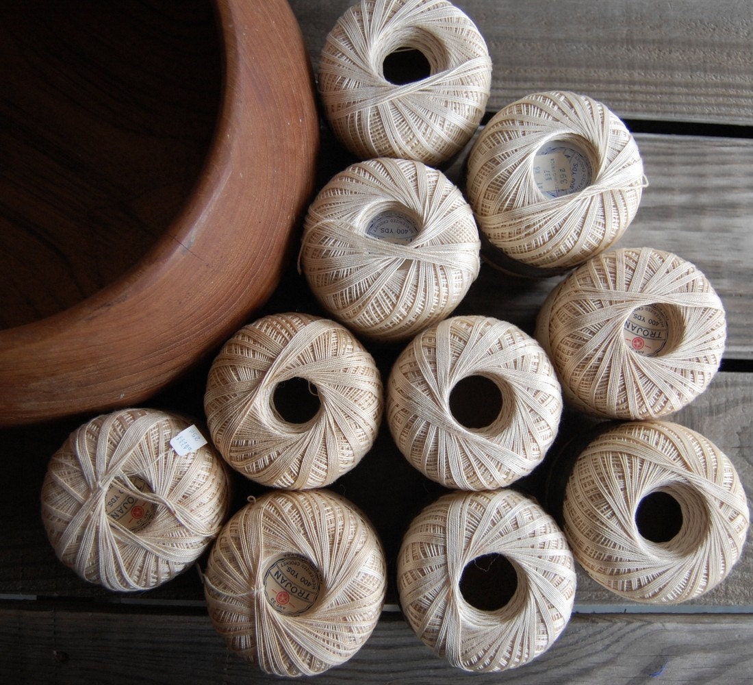 Vintage 1940s Ecru Crochet Thread / Ten Spools / New Old Stock