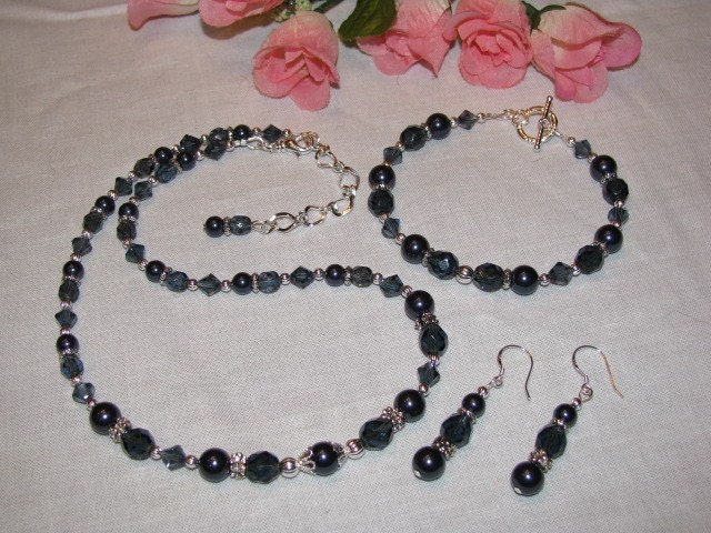 Swarovski Crystal and Pearl Bridesmaid Necklace, Bracelet, Earrings Set-Navy