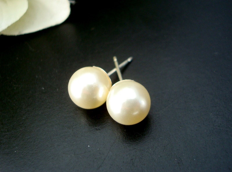 Simple Pearl Earrings, Bridal Pearl Earrings, Ivory or White Swarovski  Pearls, Pearl Stud Earrings, Sterling Silver Post, MAKAYLA