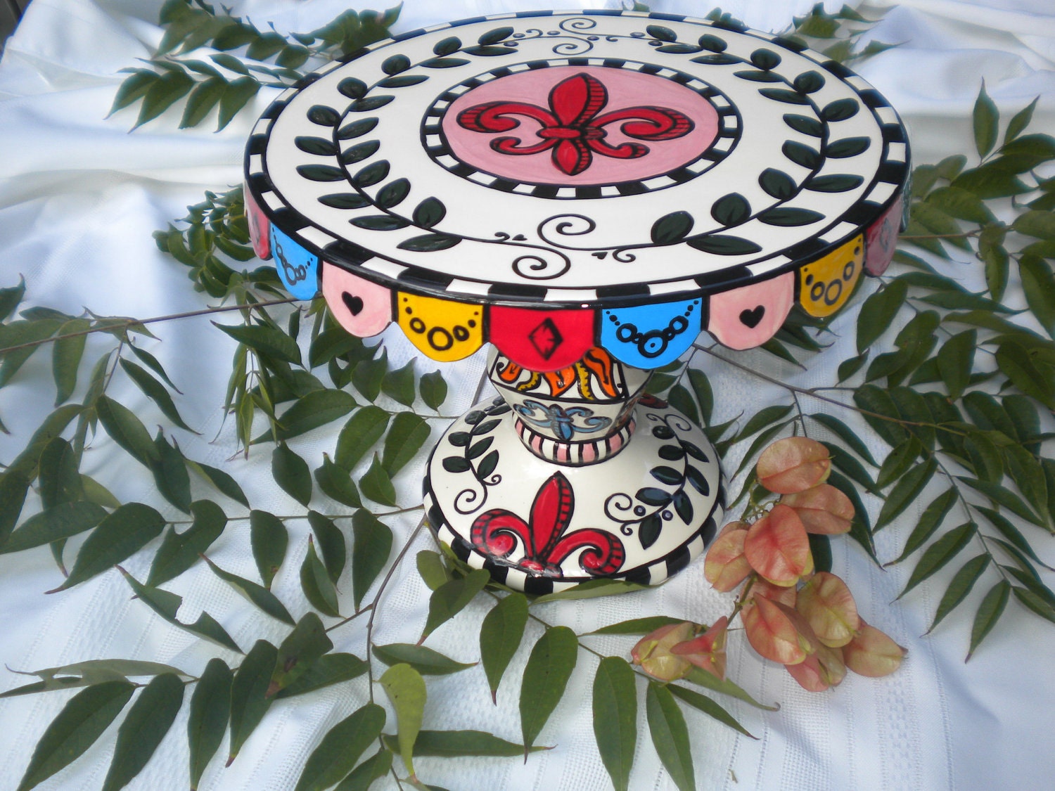 Fleur de Lis Cake Stand