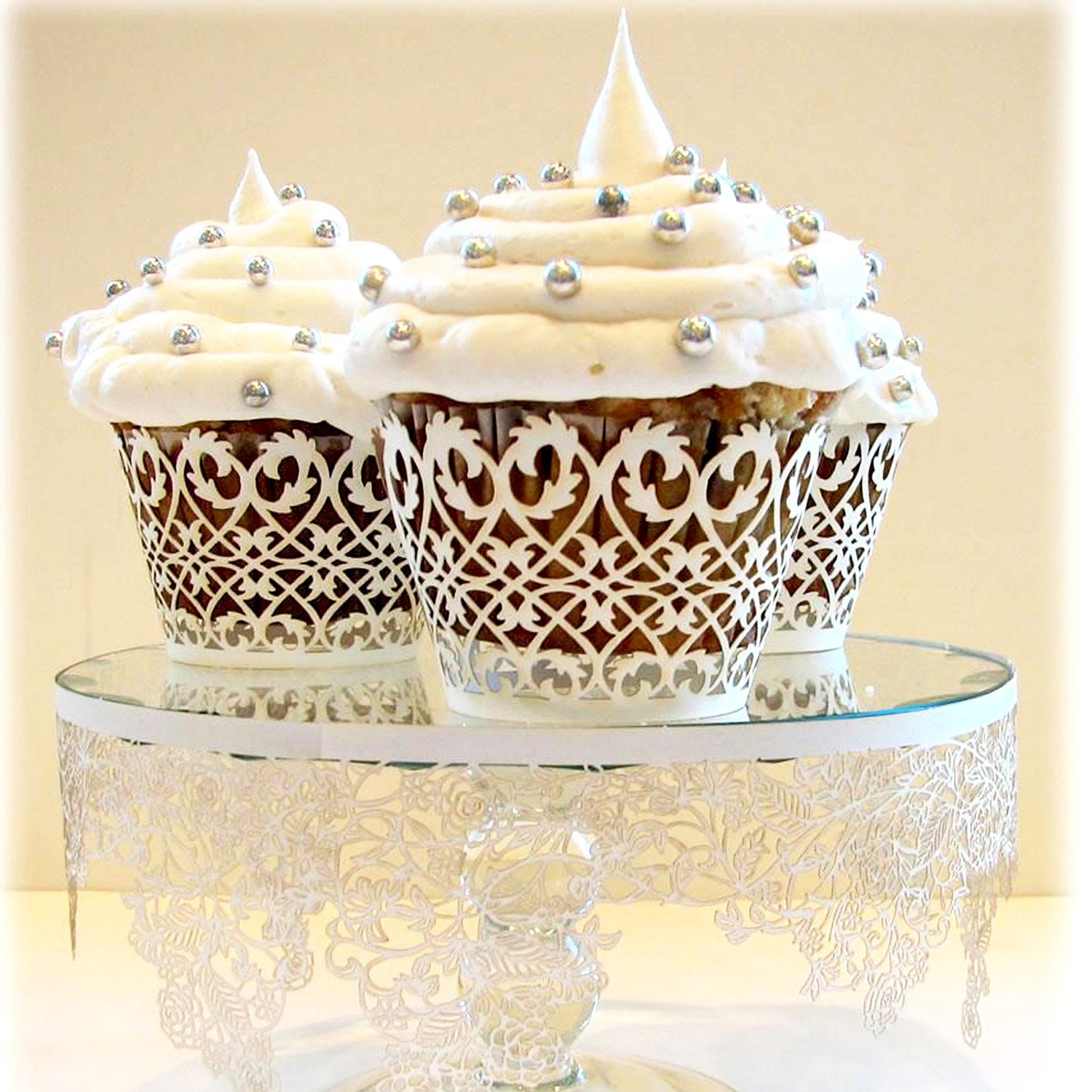 50 MINI Lace Cupcake / Muffin Wrappers Liner - WHITE FILIGREE