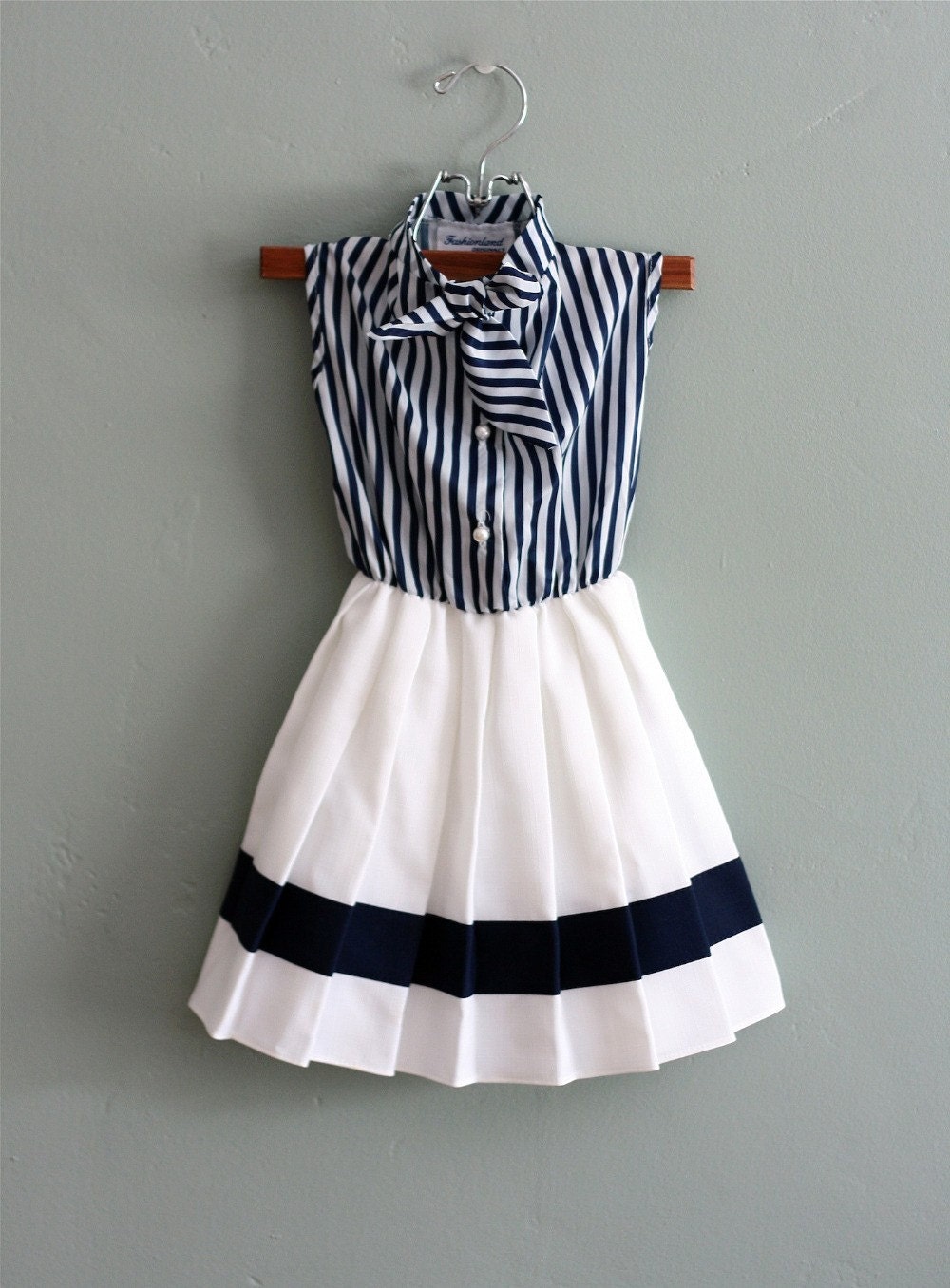 60s 4/5 little pleated Secretary DRESS