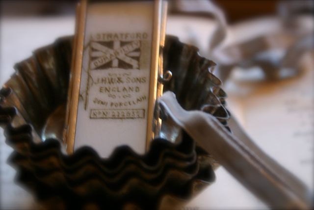 english pottery necklace