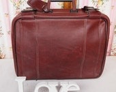 Burgundy Blues, French Vintage His or Hers Wine Large Weekender Hold-All Valise Case