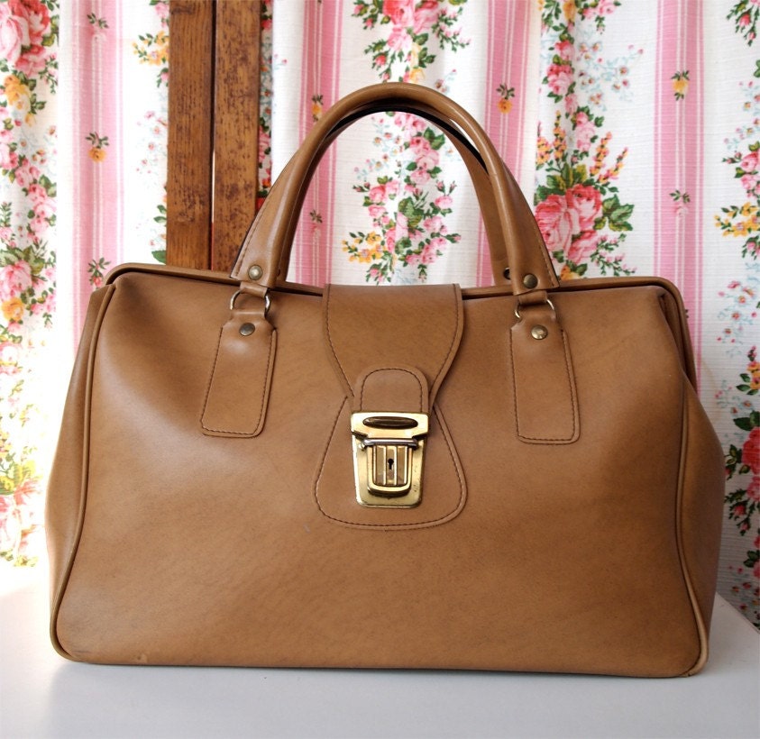 Bonnie, French Vintage, His or Hers Light Tan Case, Hold-all, Weekend Handbag from Paris