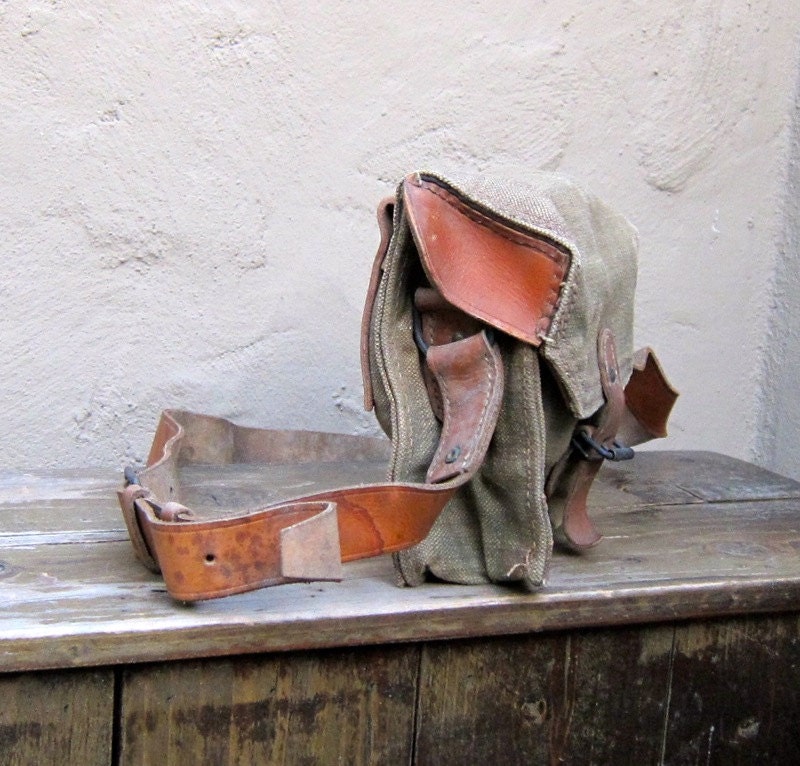 Vintage 1950's Military Army Green Canteen Canvas Leather Messenger Bag