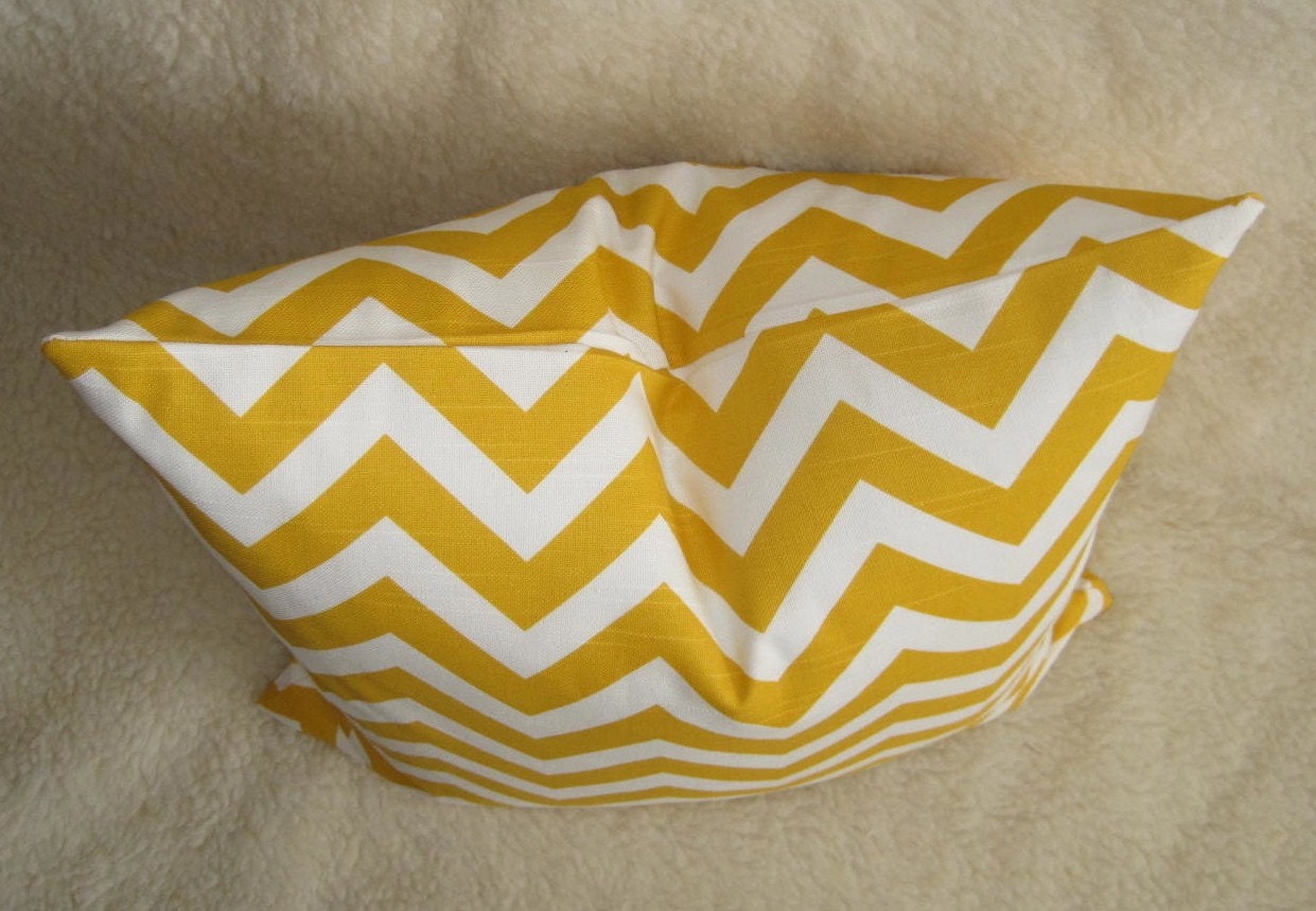 Chevron Print Designer Pillow / Sunshine Yellow / 18 inch / Zipper Enclosure / Pattern on both sides