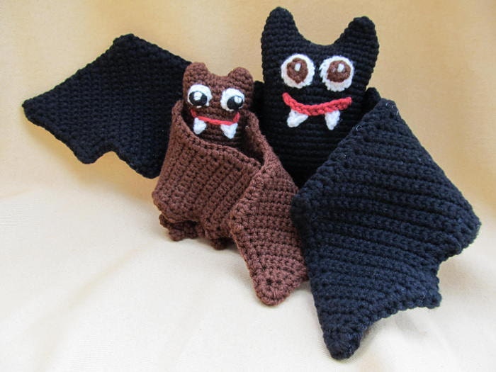 crochet bat