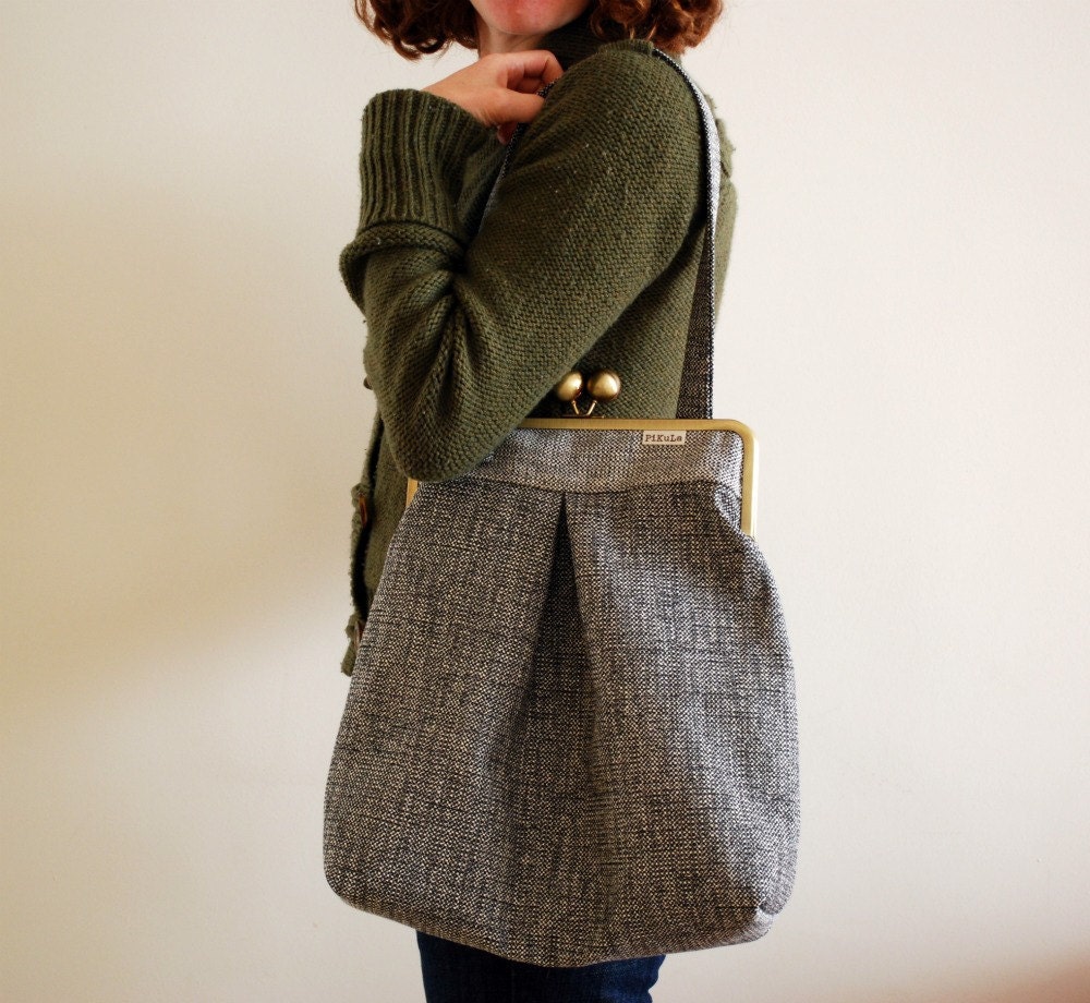 LARGE BAG grey and white