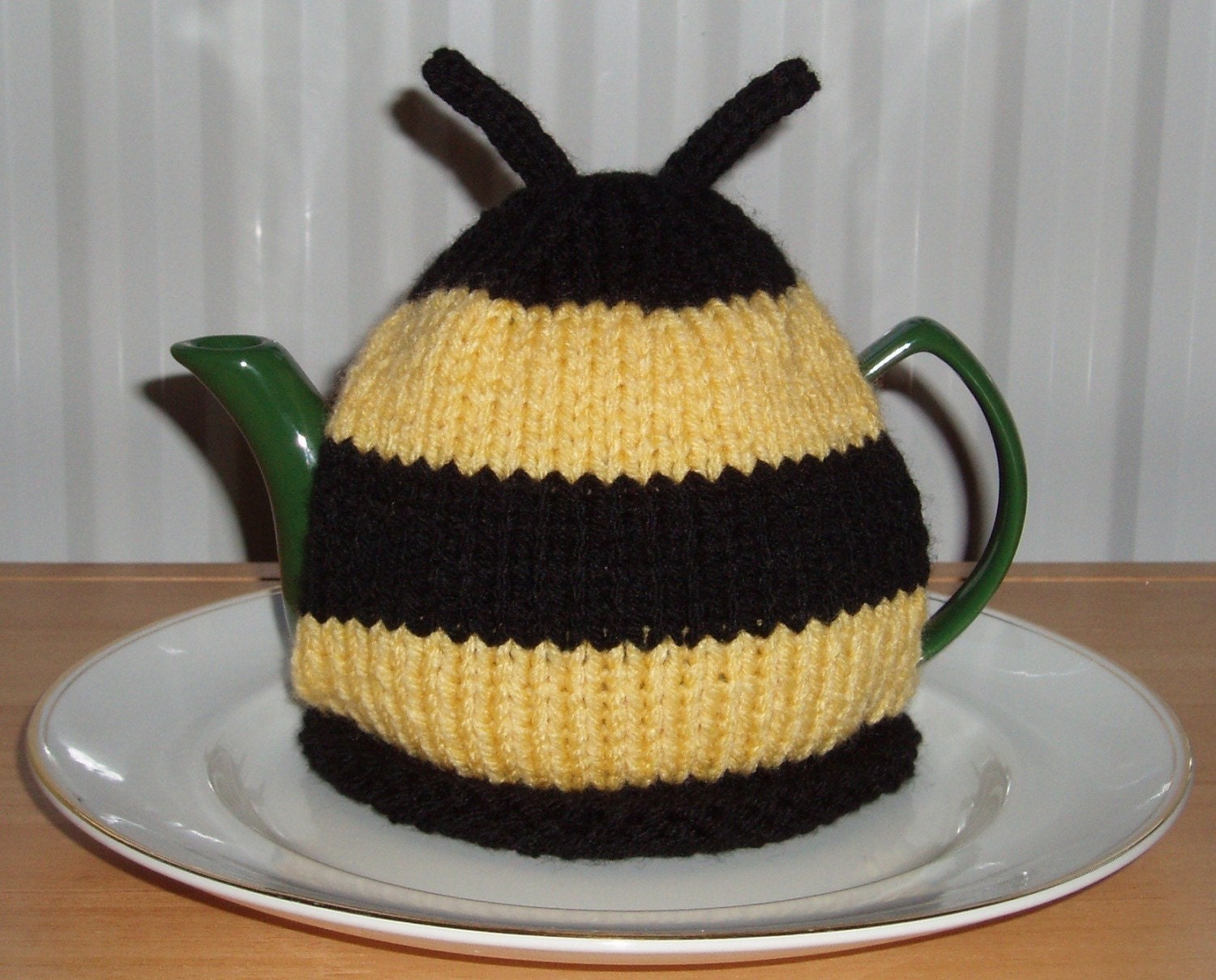 Knitted Tea Cozies - Two PDF knitting patterns - instant download - Lucky Ladybug and Buzzy Bumblebee