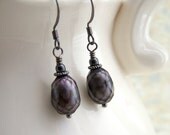 Faceted Black Pearl Earrings with gunmetal - Faceted Pearls - Grey Pearls - Pirate Inspired