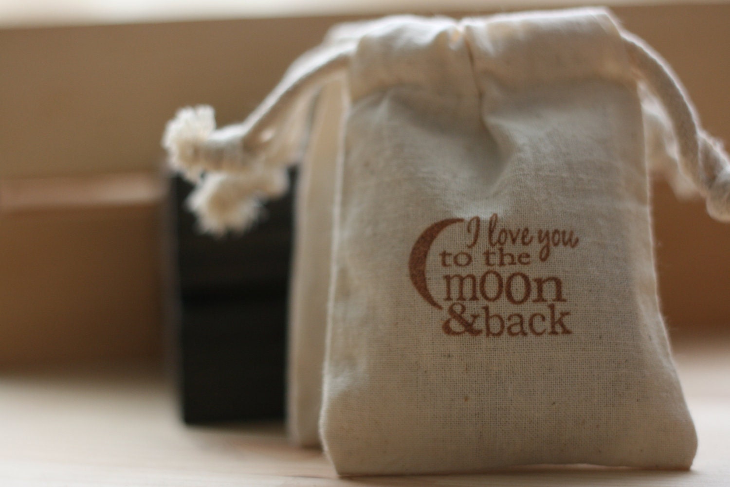 cotton muslin favor gift bag, MoOn N BaCk x30, muslin wedding favor bags, favor bags for baby shower, soaps, candies