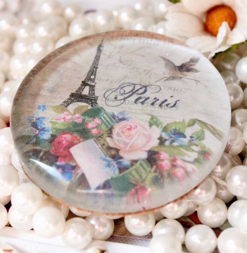 Eiffel Tower Cottage Chic Glass Paperweight