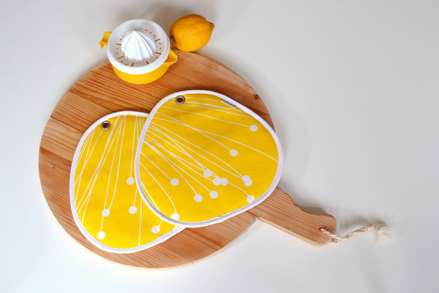 zesty mod kitchen bright yellow and white pair of potholders - large and thick - xxxRedStitcHxxx