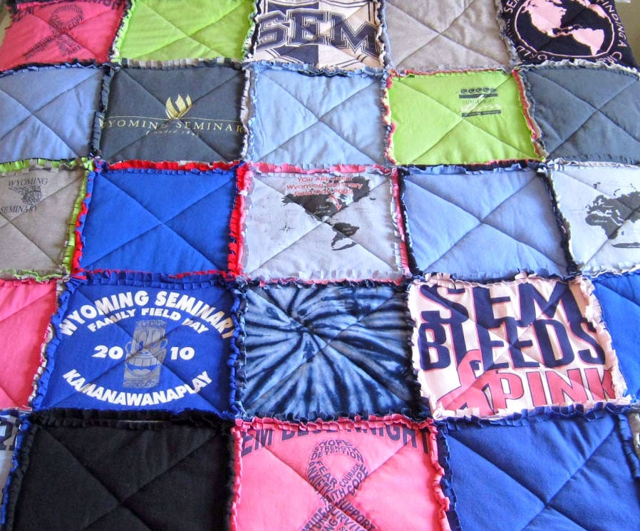 Custom T Shirt Quilt Made From Your Own Tees / Made to Order / Raggedy Coverlet / Recycled / Upcycled / Graduation / Holiday Gift / ohzie