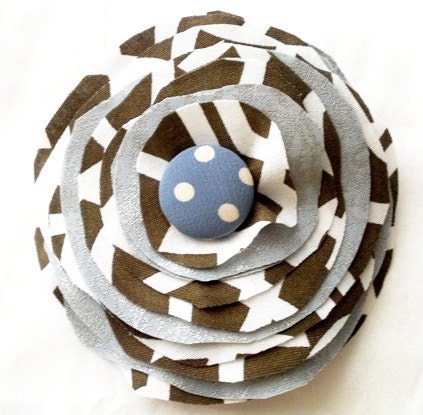 The MAE - vintage style headpiece for a special occasion or everyday wear