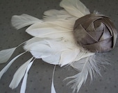 Wedding Hair Accessories, Bridal Fascinator Flower, Feather Hair Clip, Feather Facinator, ivory, brown - BEIGE BEAUTY