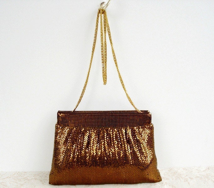 Vintage WHITING DAVIS Copper Mesh Bag - Evening Handbag -- Purse - Gold Chain Strap - 1950 - Rare Color