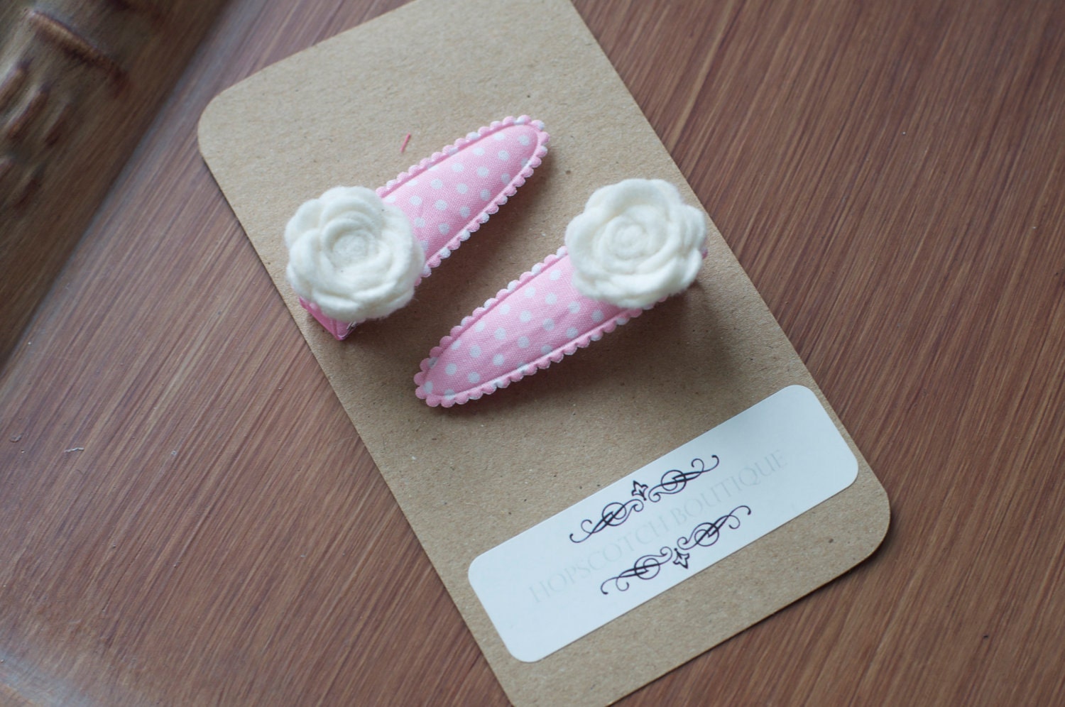 Bitty Clips in Pink and White