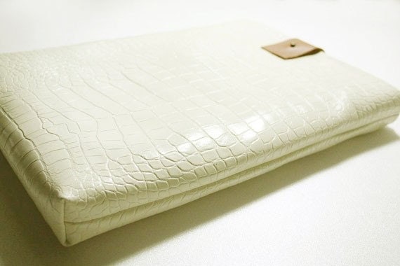 Laptop Sleeve For 13 inch Macbook Case-imitation leather in White