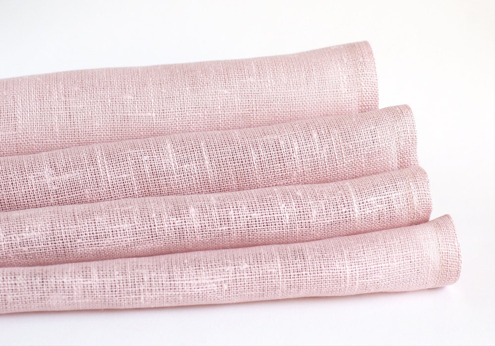 Light rose linen napkins, set of 4.