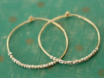 Medium Snow White Hoops