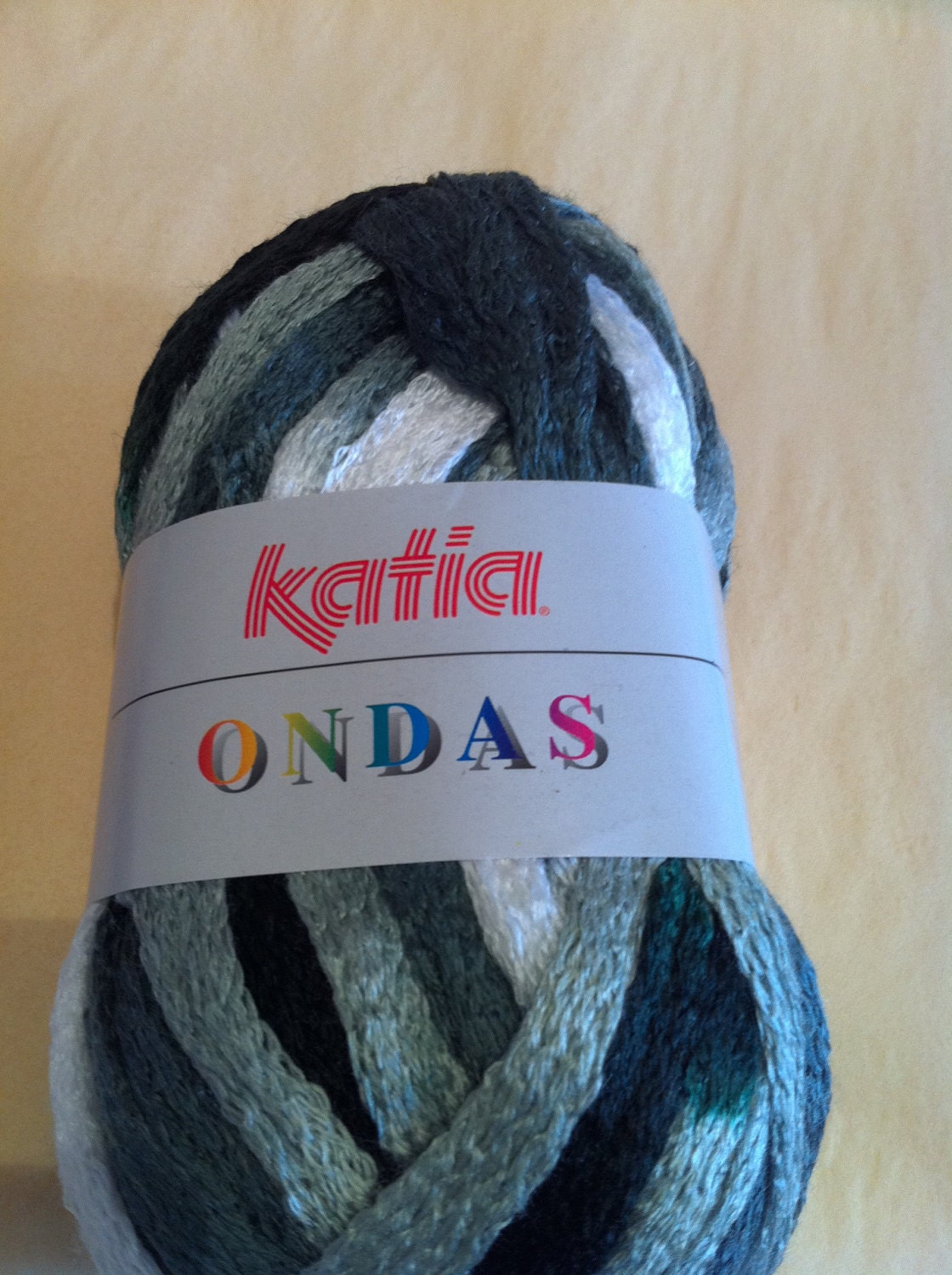 Katia Ondas Yarn and free pattern by traciedawson on Etsy